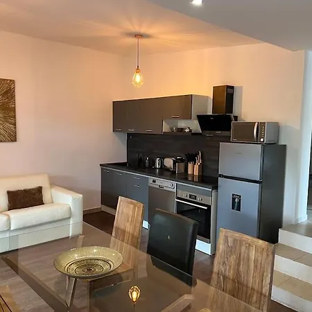 Apartment U Piscadore - Casa- Magnifique T3 Avec Spa, Hyper Centre- Port Vecchio *