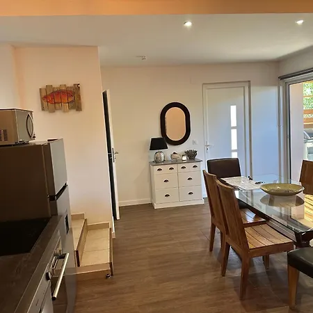 Appartement T3 Avec Spa, Hyper Centre, Port Porto-Vecchio (Corsica)