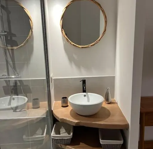 T3 Avec Spa, Hyper Centre, Port Appartement *