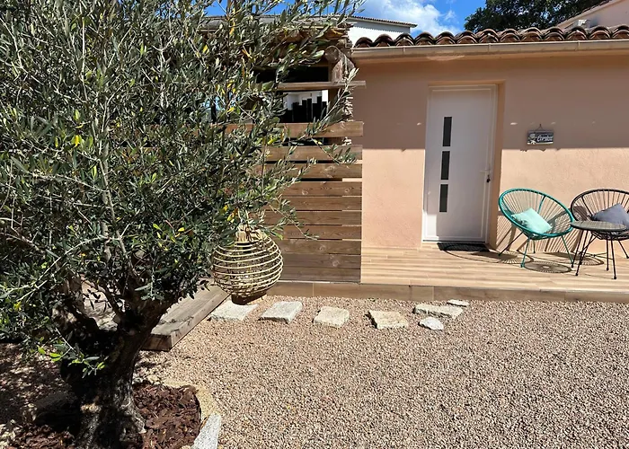 T3 Avec Spa, Hyper Centre, Port Porto-Vecchio (Corsica)